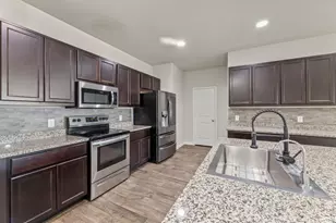 117 Freedom Park Ave, Liberty Hill, TX 78642 - Photo 9