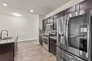 117 Freedom Park Ave, Liberty Hill, TX 78642 - Photo 11