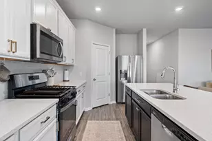 537 Loriner Wy, Liberty Hill, TX 78642 - Photo 15