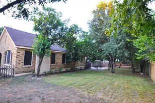 709 Carolyn Ave, Austin, TX 78705 - Photo 3