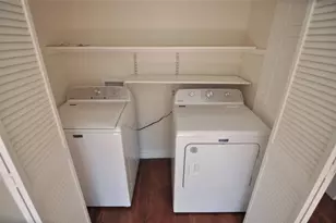 709 Carolyn Ave, Austin, TX 78705 - Photo 13