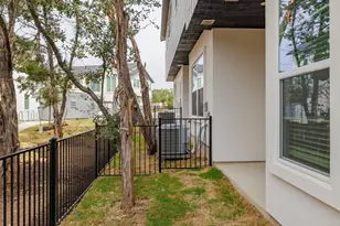 12001 Vista Parke Dr, Austin, TX 78726 - Photo 11