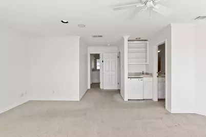 625 Horseshoe Bay Boulevard, Horseshoe Bay, TX 78657 - Photo 13