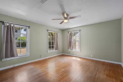 1121 Lexington Street, Taylor, TX 76574 - Photo 13