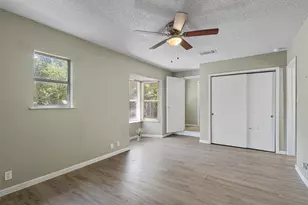 1121 Lexington St, Taylor, TX 76574 - Photo 21