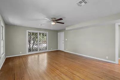 1121 Lexington Street, Taylor, TX 76574 - Photo 5