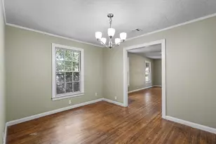 1121 Lexington St, Taylor, TX 76574 - Photo 7