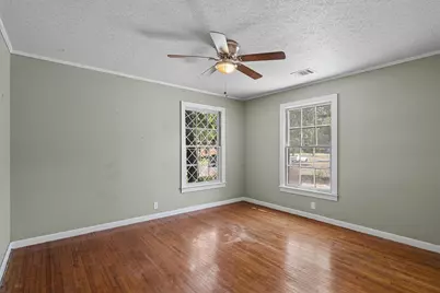 1121 Lexington Street, Taylor, TX 76574 - Photo 17