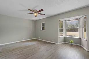1121 Lexington St, Taylor, TX 76574 - Photo 19