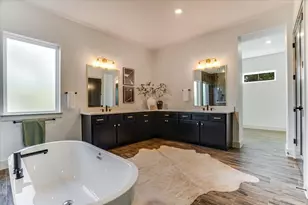 202 Brown Saddle Cv, Driftwood, TX 78619 - Photo 25