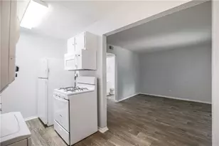 2401 Manor Rd, Austin, TX 78722 - Photo 15