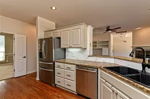 104 Acapulco Ct, Lakeway, TX 78734 - Photo 19
