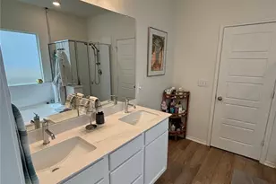 8013 Philbrook Dr, Austin, TX 78744 - Photo 29