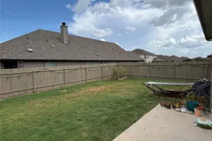 8013 Philbrook Dr, Austin, TX 78744 - Photo 31