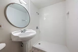 901 Valdez St, Austin, TX 78741 - Photo 11