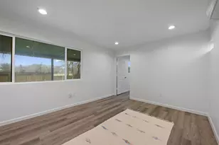 901 Valdez St, Austin, TX 78741 - Photo 19