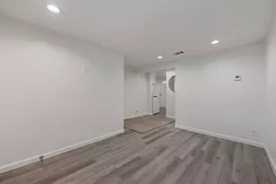 901 Valdez St, Austin, TX 78741 - Photo 31