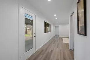 901 Valdez St, Austin, TX 78741 - Photo 17