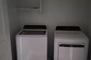 7412 Sparkling Light Dr, Del Valle, TX 78617 - Photo 25