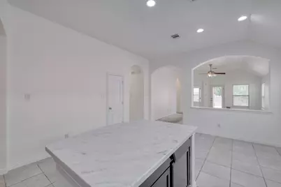 20000 Rhiannon Lane, Pflugerville, TX 78660 - Photo 9