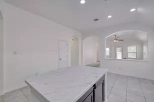 20000 Rhiannon Ln, Pflugerville, TX 78660 - Photo 9