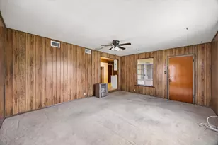458 Basswood Dr, San Antonio, TX 78213 - Photo 19