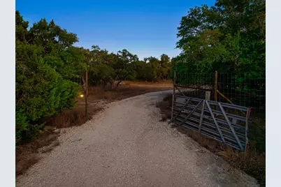 520 Harmon Hills Cove, Dripping Springs, TX 78620 - Photo 23