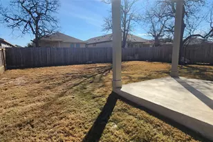500 Los Olives Ln, Liberty Hill, TX 78642 - Photo 3