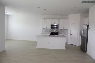 10109 Curb Strap Drive, Austin, TX 78653 - Photo 5