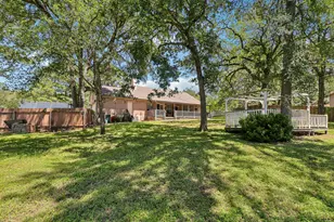 241 Laura Ln, Bastrop, TX 78602 - Photo 33