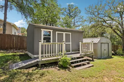 241 Laura Lane, Bastrop, TX 78602 - Photo 31