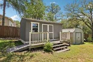 241 Laura Ln, Bastrop, TX 78602 - Photo 31