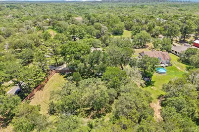 241 Laura Lane, Bastrop, TX 78602 - Photo 37