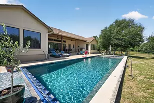 645 Strada Luca, Florence, TX 76527 - Photo 33