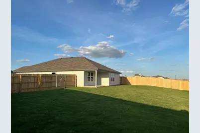 206 Perry Place, Rockdale, TX 76567 - Photo 9