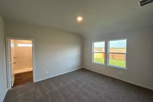 206 Perry Pl, Rockdale, TX 76567 - Photo 5