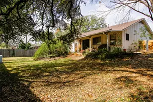 11709 Santa Cruz Dr, Austin, TX 78759 - Photo 25