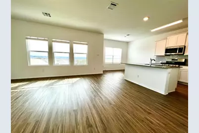 8001 Copper Prairie Bend, Lago Vista, TX 78645 - Photo 5