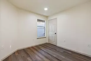 5713 Las Alas Trail, Del Valle, TX 78617 - Photo 17