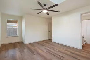 5713 Las Alas Trail, Del Valle, TX 78617 - Photo 13