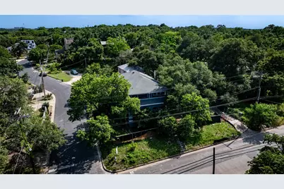 407 E Monroe Street, Austin, TX 78704 - Photo 3