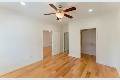 910 W 25th Street #504, Austin, TX 78705 - Photo 19