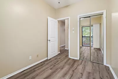 612 Park Place #204, Austin, TX 78705 - Photo 15