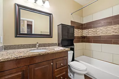 612 Park Place #204, Austin, TX 78705 - Photo 9