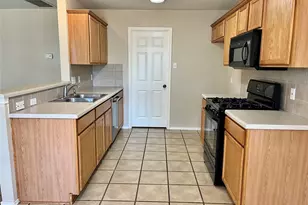 3716 Cap Rock Trail, Round Rock, TX 78681 - Photo 3
