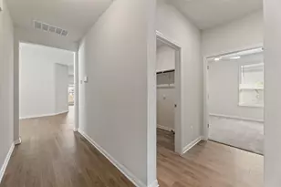 144 Gullivers Dr, Elgin, TX 78621 - Photo 9