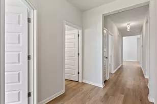 144 Gullivers Dr, Elgin, TX 78621 - Photo 5