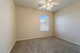 401 Spruce Dr, Kyle, TX 78640 - Photo 23