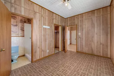 303 Vernon Street, Taylor, TX 76574 - Photo 35