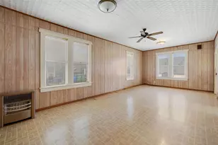 303 Vernon St, Taylor, TX 76574 - Photo 19